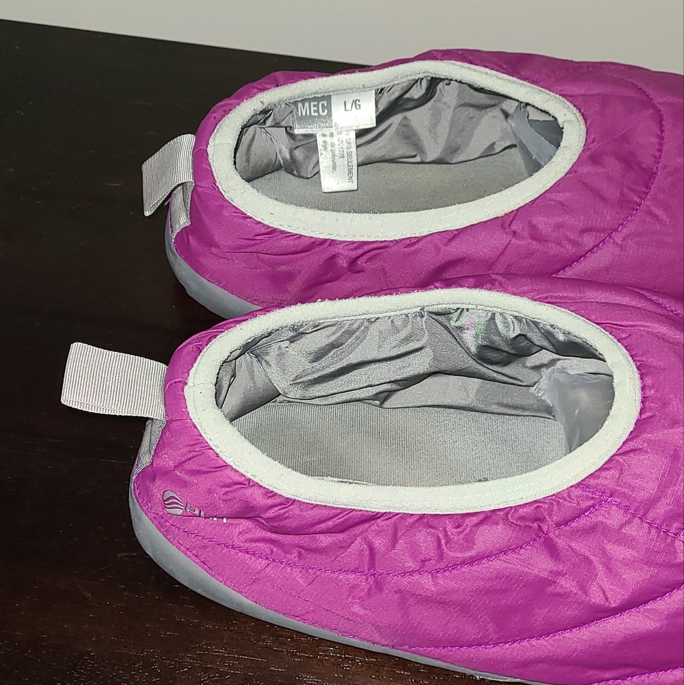 MEC Hut Slippers Size Large - Picture 5 of 8
